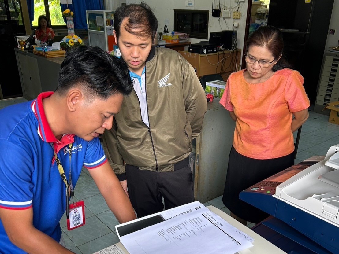 LINE_ALBUM_โรงเรียนสว่างแดนดิน- ติดตั้งเครื่อง_241214